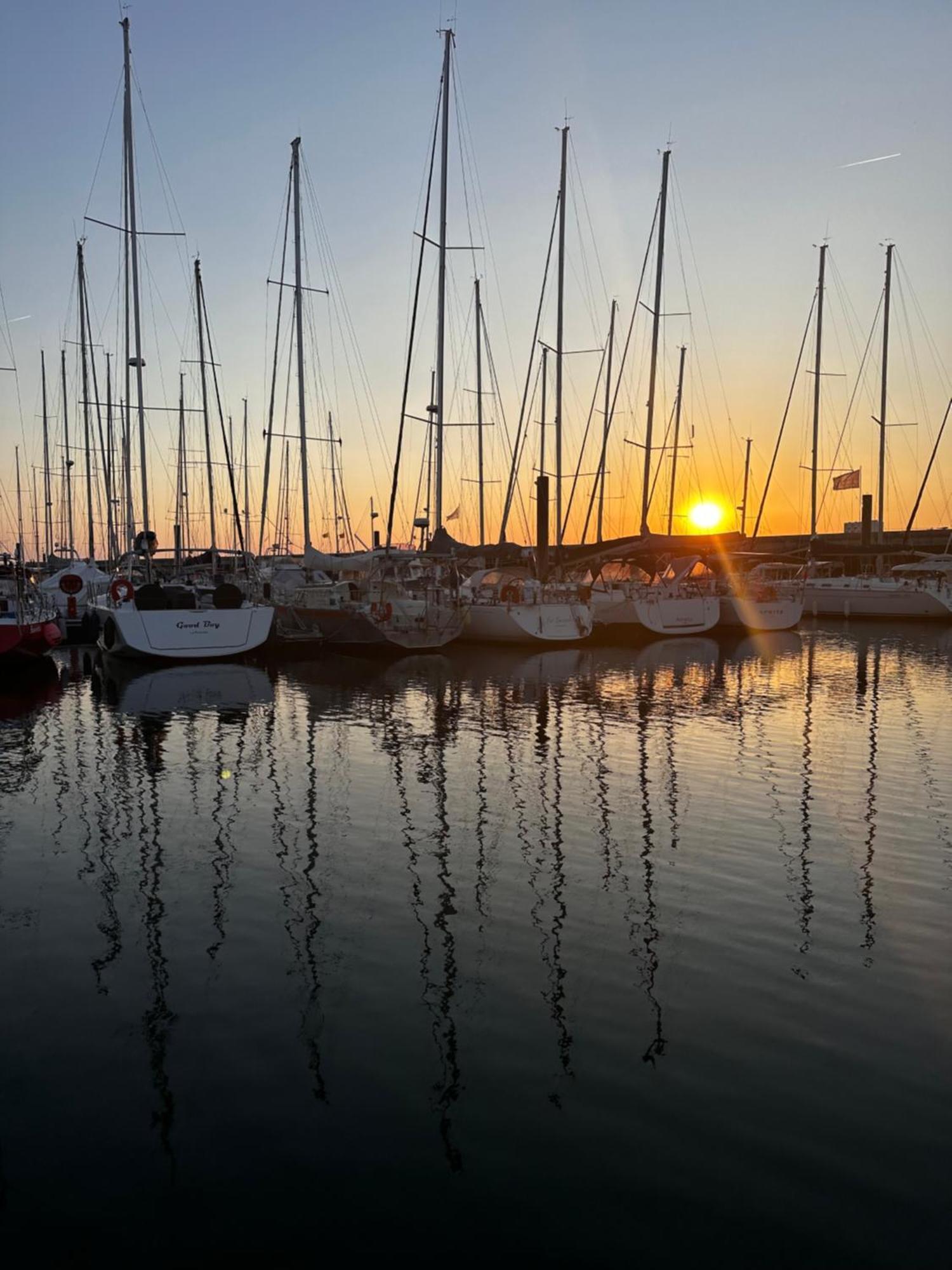 Voilier A Quai Hotel La Rochelle  Luaran gambar